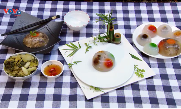 Makanan Jeli Bakso Babi