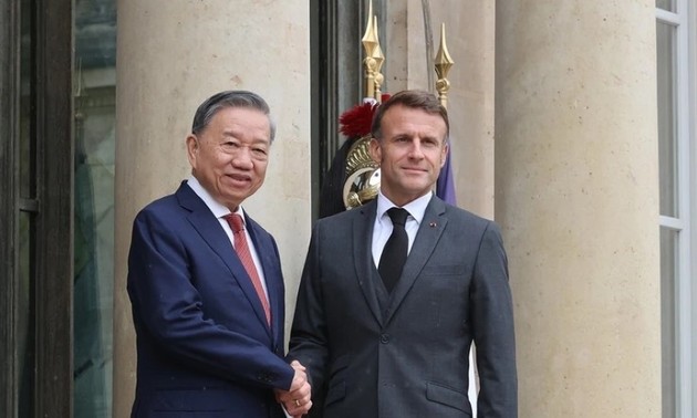 Sekjen, Presiden Vietnam, To Lam Lakukan Pembicaraan dengan Presiden Prancis, Emmanuel Macron