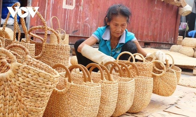 Membangkitkan Desa Kerajinan Tradisional di Provinsi Binh Duong