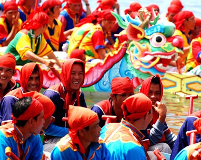 Quang Ngai cumple preparativos en homenaje a patrulleros de isla de Hoang Sa 