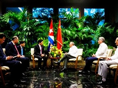 China y Cuba aumentan cooperación bilateral