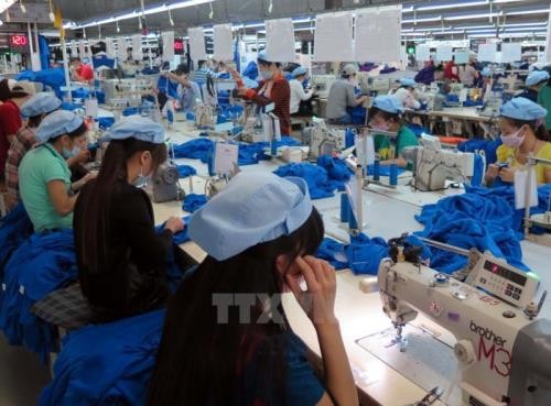 El Producto Interno Bruto de Vietnam alcanzará el 6,8% en 2018, vaticina Standard Chartered