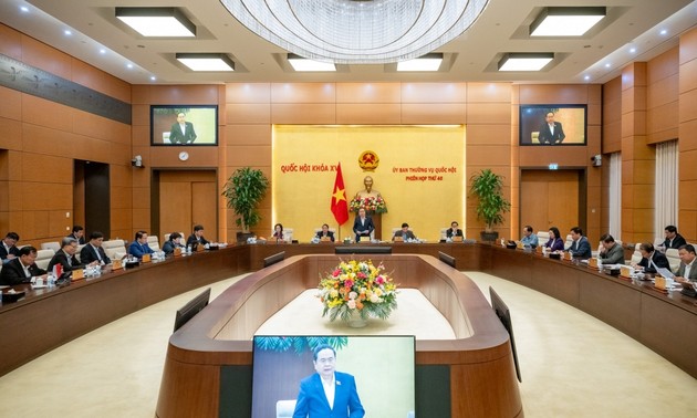 Cumplen preparativos para 41.ª Reunión del Comité Permanente del Parlamento vietnamita