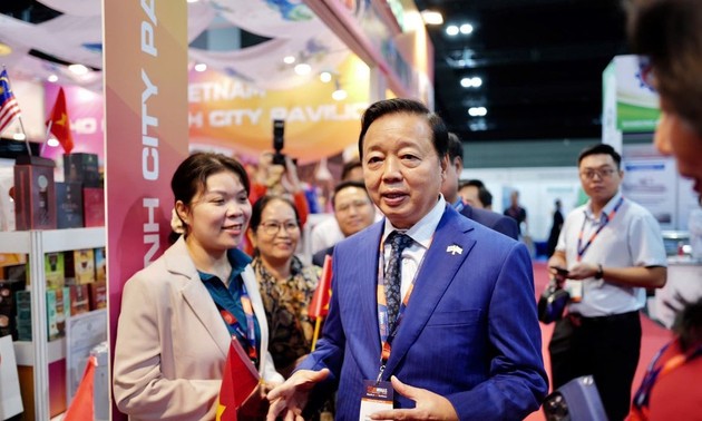 Viceprimer Ministro de Vietnam participa en Feria Internacional Halal de Malasia