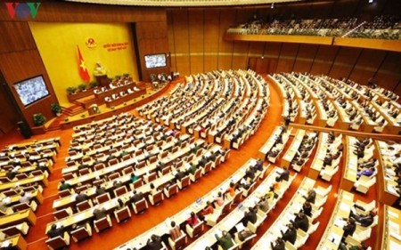 Varios asuntos importantes del país decididos en VI período del Parlamento vietnamita