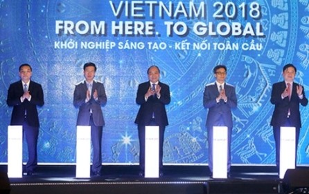 Primer ministro de Vietnam urge a promover el espíritu emprendedor 