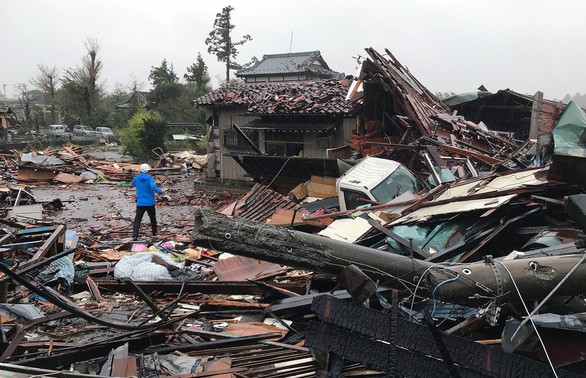 Tifón Hagibis toca tierra en Japón con una estela de muerte y destrucción