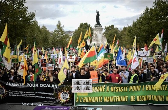 Ola de manifestaciones en Europa contra acción militar turca en Siria