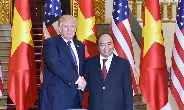 Analizan perspectivas comerciales entre Vietnam y Estados Unidos en nueva era