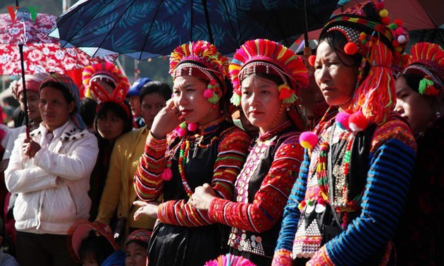 Festival de lanzamiento de pelota de tela en el norte de Vietnam