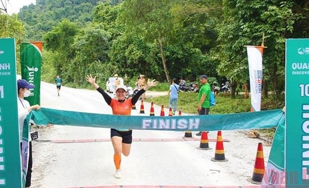 Quang Binh inicia la temporada turística 2022 con un maratón de descubrimiento local