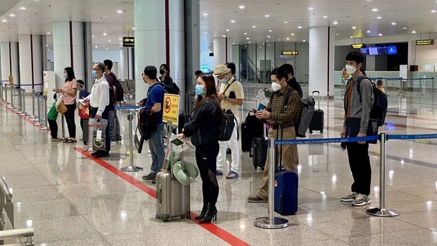 Vietnam facilita la entrada de turistas extranjeros 