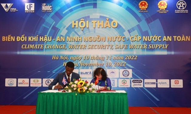 Vietnam y Reino Unido cooperan en asuntos hídricos