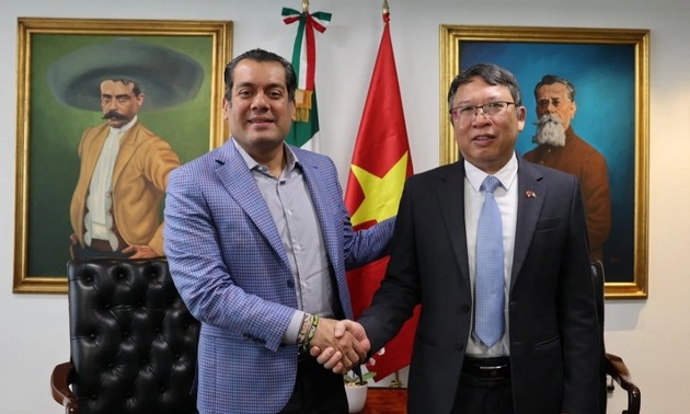 Embajador de Vietnam presenta cartas credenciales a Presidenta de México