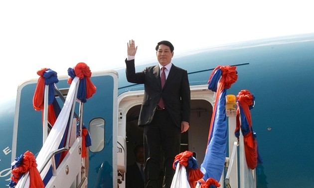 Presidente vietnamita llega a Vientiane, iniciando su visita de Estado a Laos