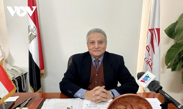 Ex embajador egipcio: Vietnam ha alcanzado varios logros destacados después de 40 años del Doi Moi