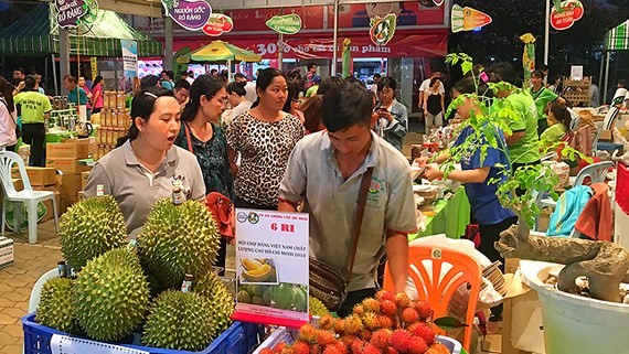 越南最大有机食品生产企业参加越南优质商品博览会