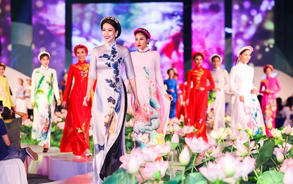 越南语讲座：Tại cửa hàng quần áo 在服装店