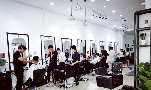 越南语讲座：Cắt tóc剪头发