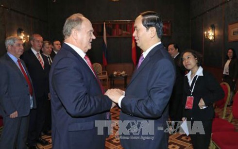 Tran Dai Quang rencontre le président du Parti communiste russe