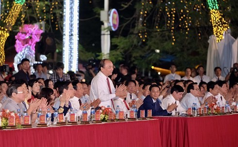 Ouverture du festival des fleurs de flamboyants Haiphong 2018