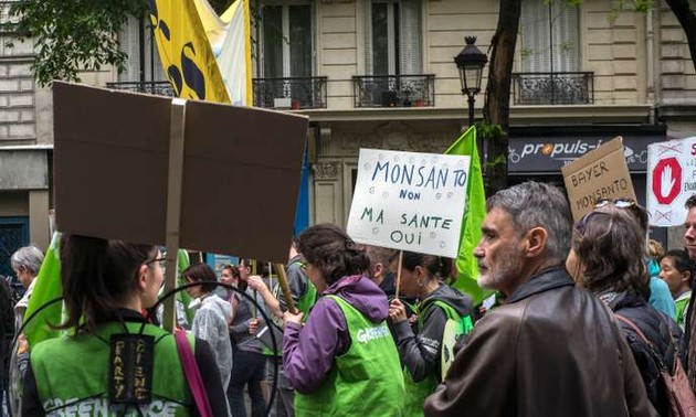 Des marches en France pour dénoncer les activités de Bayer-Monsanto