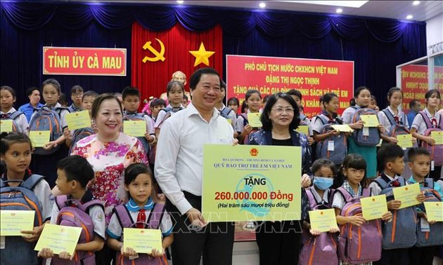 Déplacement de Dang Thi Ngoc Thinh à Ca Mau