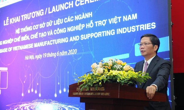 Inauguration d’une base de données sur les industries auxiliaires au Vietnam