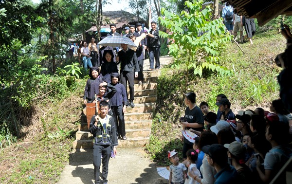 Les rites nuptiaux des Nùng