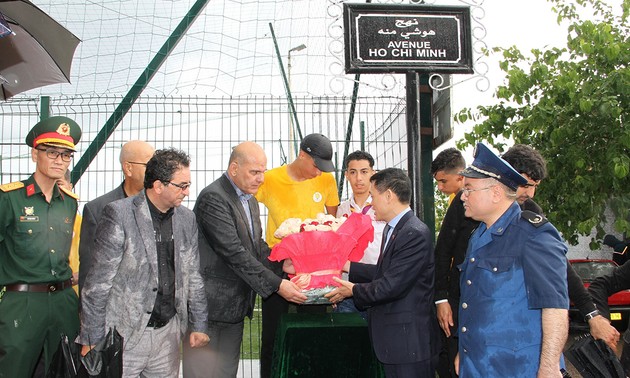 Célébration en Algérie du 133e anniversaire du Président Hô Chi Minh