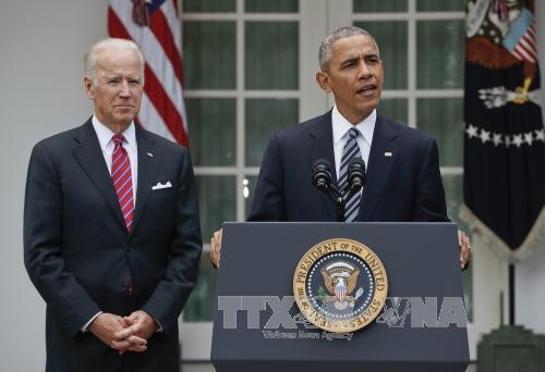 President Obama calls for peaceful transition of power 