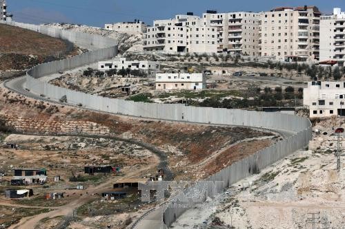 International community condemns Israel for legalizing settlements on West Bank