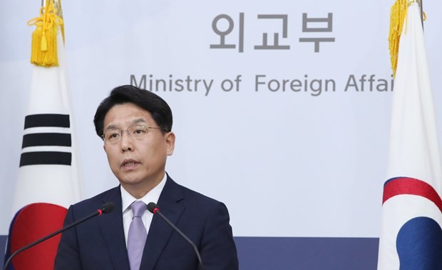 Nuke envoys of South Korea, Japan hold phone talks on denuclearization