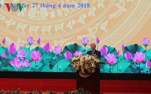 Nguyên Phu Trong à la journée traditionnelle du secteur de la construction