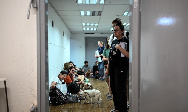 Crise Israël-Iran: plusieurs pays émettent des alertes de sécurité et des conseils de voyage