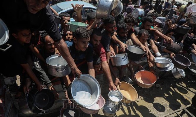 Gaza: Israël suspend temporairement ses opérations pour permettre l’aide humanitaire