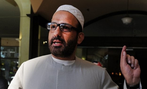 Gunman in Sydney siege is radical extremist