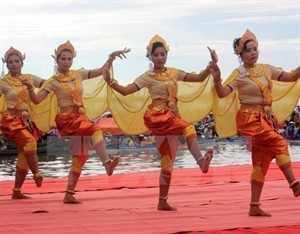 2015 Khmer Festival of Culture, Sports and Tourism opens