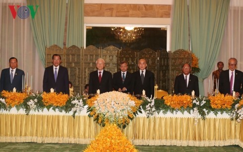 Vietnam, Cambodia pledge to further bilateral ties