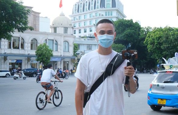 Virtual tours bring atmosphere of Hanoi to foreign viewers
