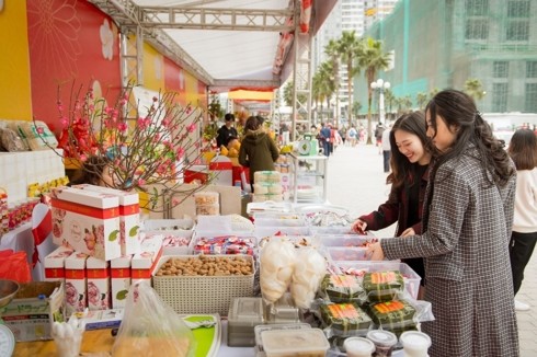 Die Provinzen in Vietnam stehen im Zeichen des Frühlings