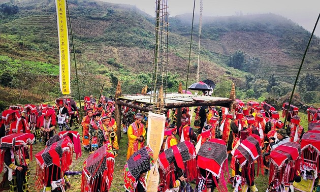 Das Cap-Sac-Fest der Dao-Volksgruppe in Lao Cai