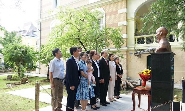 Feier zum vietnamesischen Nationalfeiertag in zahlreichen Ländern