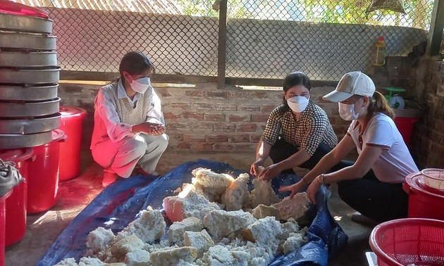 Unterstützung für Frauen im Hochland Quang Nam bei Existenzgründung und Armutsminderung