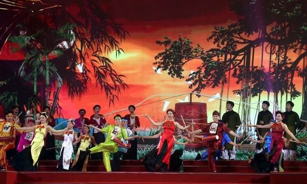 Volkskulturfest Pho Hien in der Provinz Hung Yen