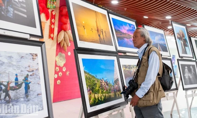 Ausstellung von mehr als 100 Kunstfotos über Quang Nam und Da Nang