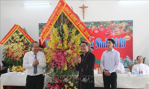 Noël : Truong Hoa Binh félicite les chrétiens du Sud