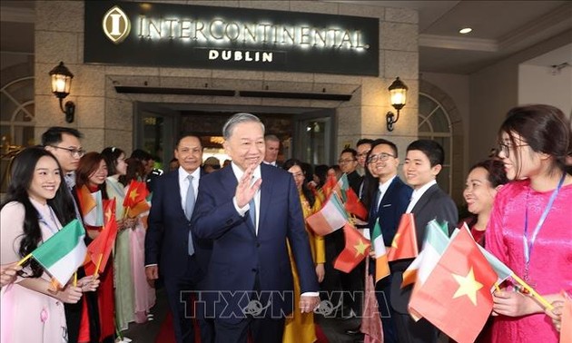 Fin de la visite d’État en Irlande du secrétaire général et président Tô Lâm 