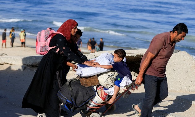 500.000 Palestiniens regagnent la ville de Gaza, le Hamas craint une reprise des combats