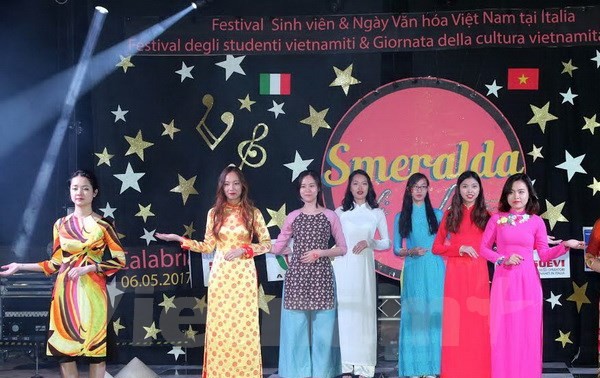 Festival mahasiswa Vietnam 2017 dibuka di Italia